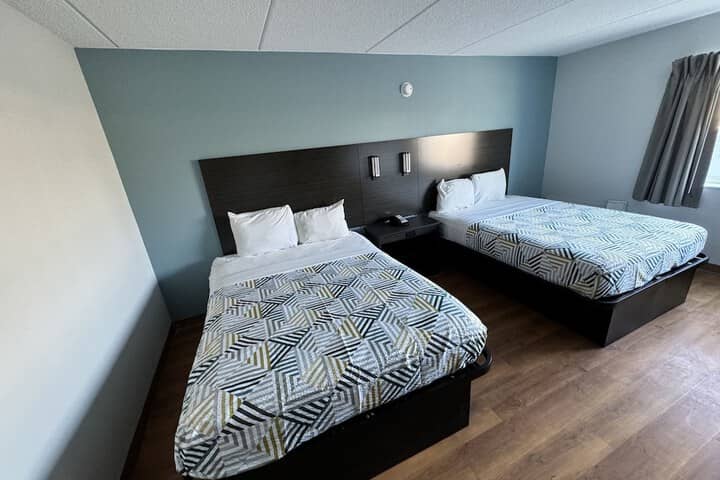 Room 15 of 44